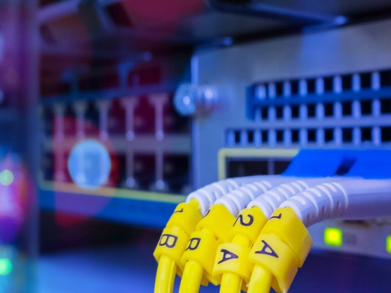 Comparison Between Fiber Optic Network And Traditional Network