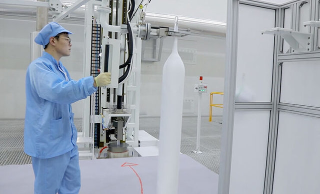Unveiling Precision Inside KEEPTOP's Fiber Optic Production (4)