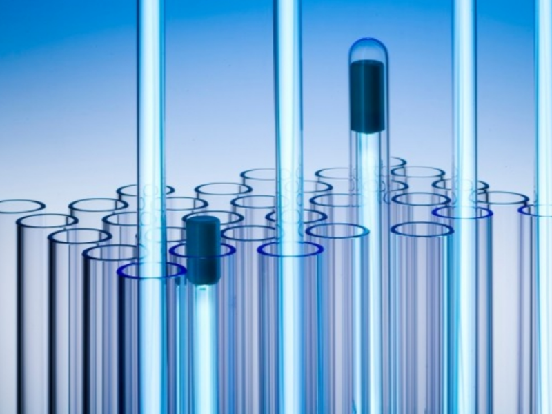 How Can Pure SiO2 Quartz Rods Improve Optical Communication Performance?