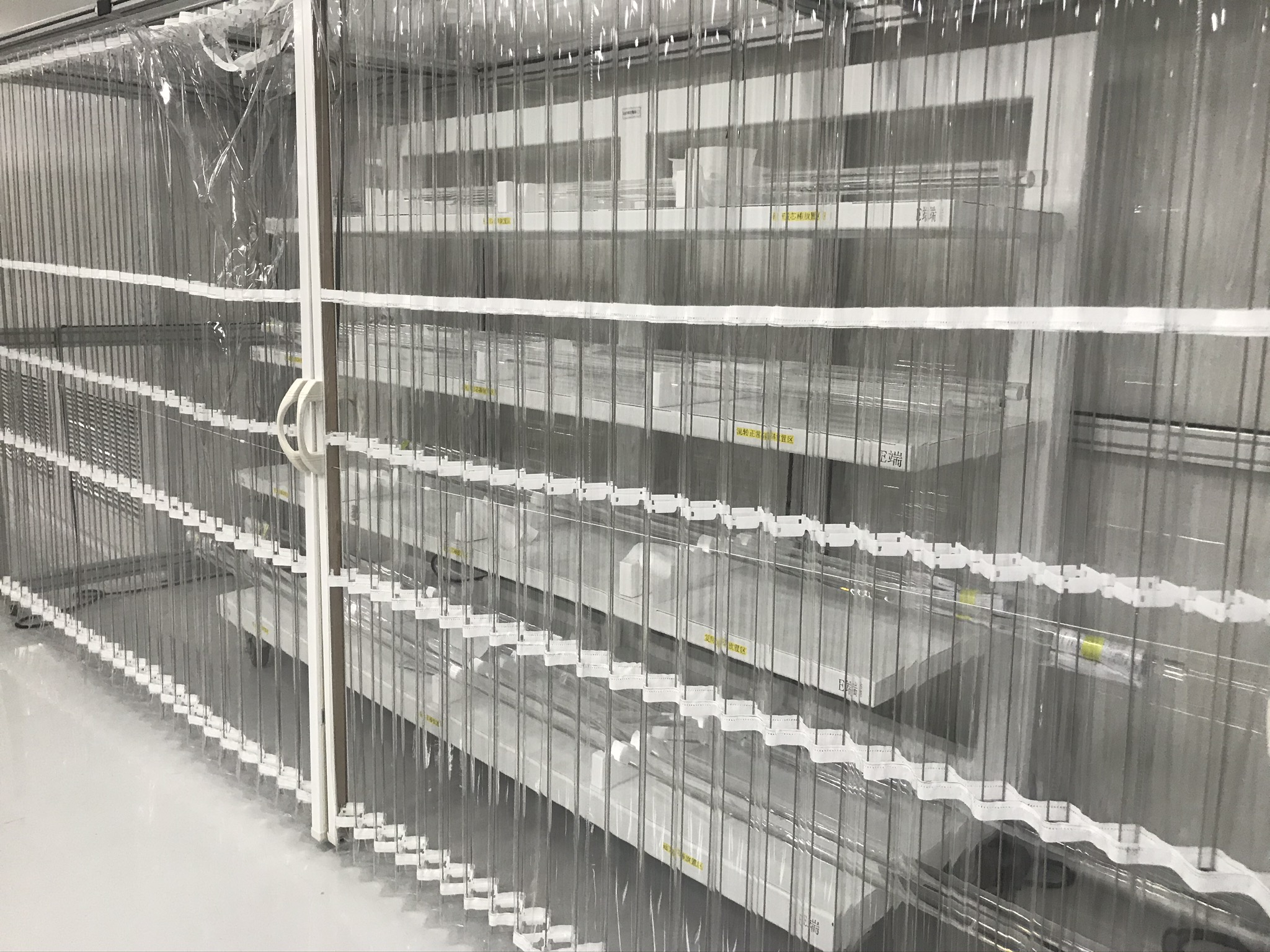 Highly Pure Synthetic Quartz (pure SiO2) Rods with Low OH Content