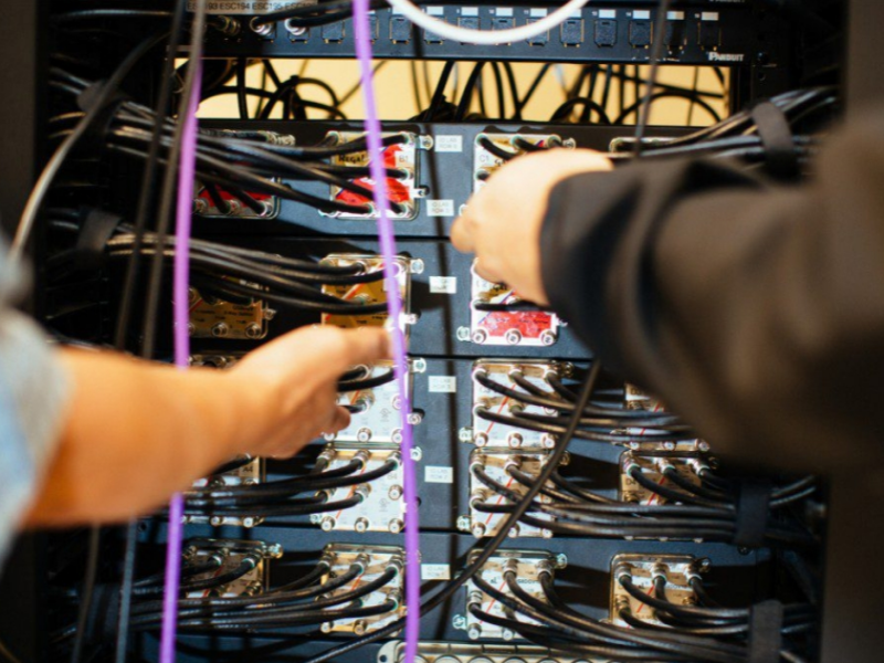 Introduction To Fiber Optic Technology: Evolution From Transmission To Communication
